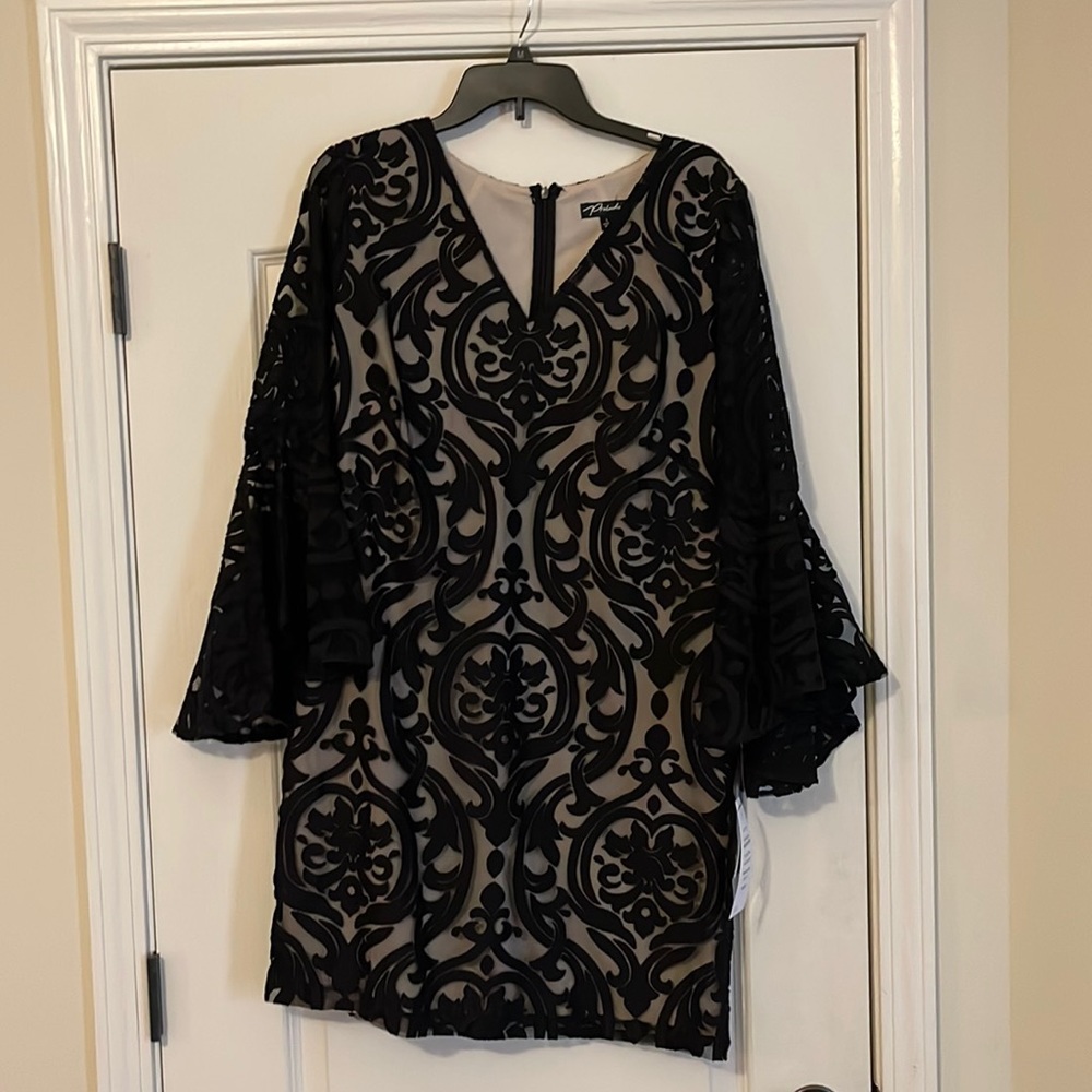 NEW “Prelude” Black/Nude. Size L. Never worn.